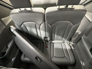 Audi Q7 3x S-line quattro TDI 3.0 S-Line TDI 200кВ