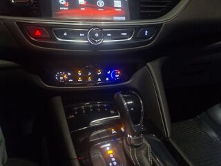 Opel Insignia 1.6 100кВ