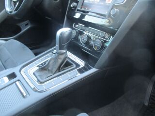 Volkswagen Passat Highline 2.0 176кВ