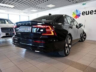 Volvo S60 AWD B&W ULTIMATE DARK XENIUM INTELLI 2.0 T8 Plug-in LONG RANGE 335kW