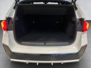 BMW iX1 xDrive30 M-Sportpakett 225kW
