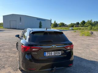 Toyota Avensis 2.0 105kW