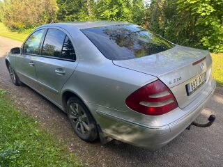 Mercedes-Benz E 270 2.7 130kW