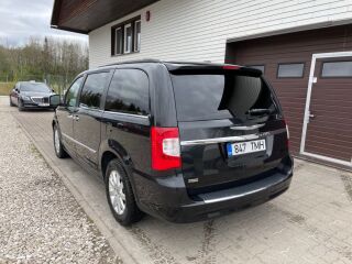 Chrysler Town & Country Stown Go 3.6 v6 211kW