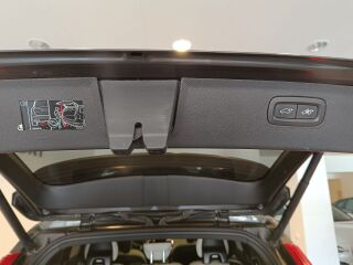 Volvo XC90 AWD R-Design Recharge T8 7K 2.0 228kW