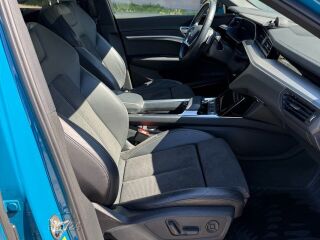Audi e-tron 300 kW 158kW