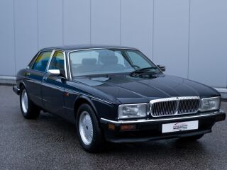 Jaguar XJ Daimler 4.0 166kW