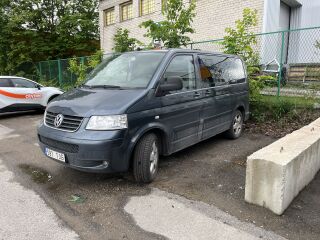 Volkswagen Multivan Highline 2.5 128kW
