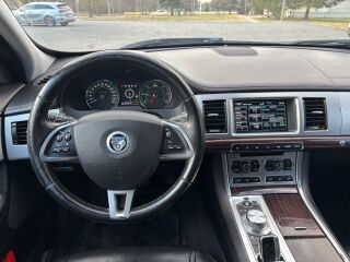 Jaguar XF 2.2 147kW