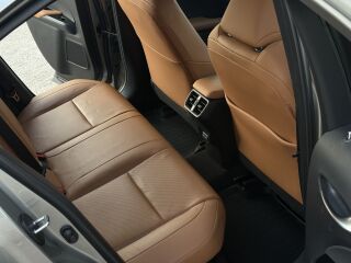 Lexus UX 250h 2.0 112кВ