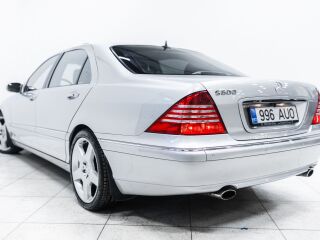 Mercedes-Benz S 600 5.5 V12 368кВ