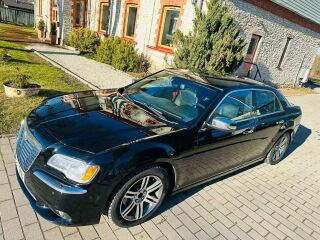 Lancia Thema 3.0 176kW