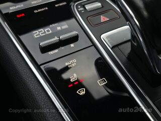 Porsche Panamera 4 E-HYBRID SPORTCHRONO 2.9 340kW