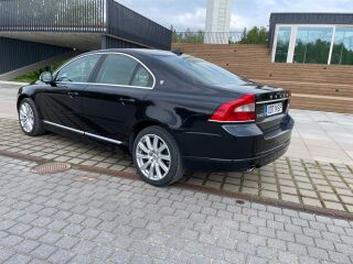 Volvo S80 2.4 151кВ