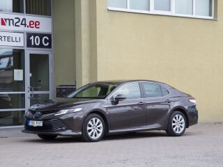 Toyota Camry 2.5 Hybrid 131kW