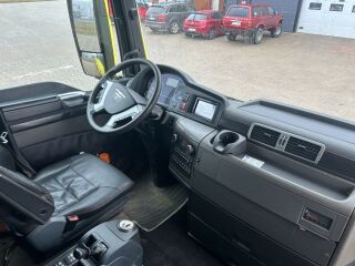MAN TGX 33.680 6X4 BL V8 500kW