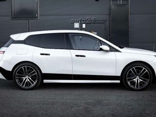 BMW iX xDrive 40 102кВ