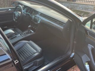 Volkswagen Passat Highline 1.6 88кВ