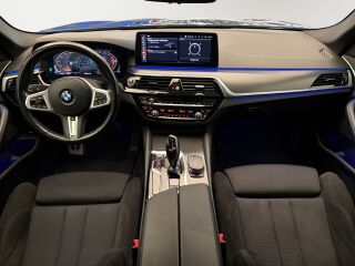 BMW 520 d xDrive M Sportpakett LCI 2.0 140kW