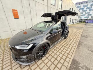 Tesla Model X P90D Ludicrous+ 568kW