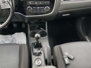 Mitsubishi Outlander Facelift Executive AWD 2.2 R4 DI-D 110kW