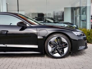 Audi e-tron GT 93.4 kWh 60 Quattro 350kW