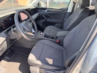 Volkswagen Tiguan Life 30Y 1.5 150кВ