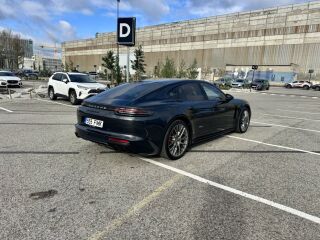 Porsche Panamera Turbo 4.0 V8 404кВ