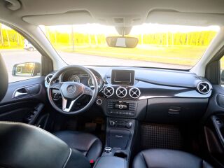Mercedes-Benz B 180 1.5 80kW