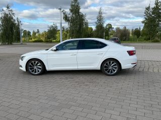 Skoda Superb Laurin & Klement 2.0 140кВ