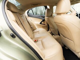 Lexus IS 250 2.5 153kW