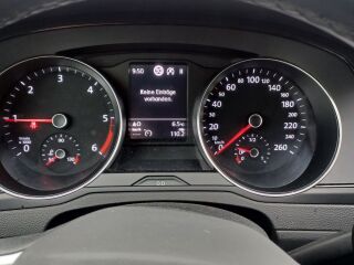 Volkswagen Passat VARIANT FACELIFT 2.0 R4 110kW