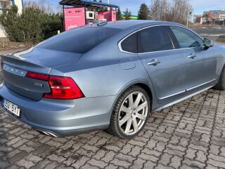Volvo S90 2.0 D5 173kW