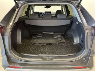Toyota RAV4 Luxury 2.5 131кВ