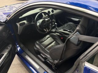Ford Mustang 2.3 233kW