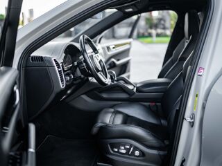 Porsche Cayenne E-Hybrid Coupe 3.0 340kW