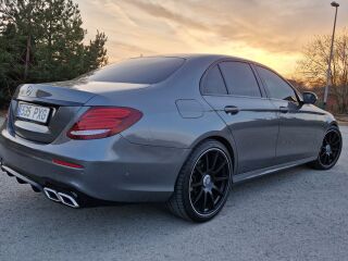 Mercedes-Benz E 350 AMG Black Edition 3.0 V6 190kW