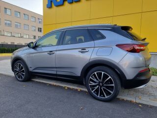 Opel Grandland X 4 Ultimate Hybrid 1.6 R4 Plug-in Hybrid 221kW