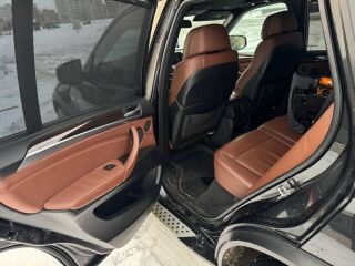 BMW X5 3.0 225кВ