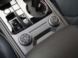 Volkswagen Touareg Elegance 4-Motion 3.0 170кВ