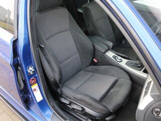 BMW 330 M-pakett 3.0 220кВ
