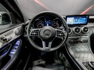 Mercedes-Benz C 220 2.0 143kW