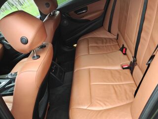 BMW 320 Luxury 2.0 135kW