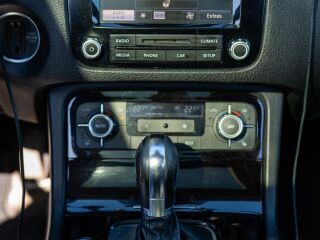 Volkswagen Touareg 3.0 180кВ