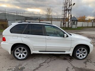 BMW X5 4.4 235kW