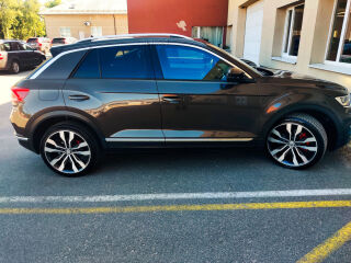Volkswagen T-Roc 1.5 R4 110кВ