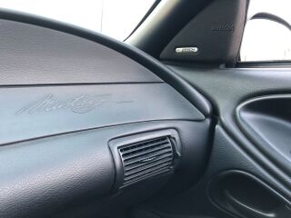 Ford Mustang SVT Cobra 4.6 V8 DOHC 227kW