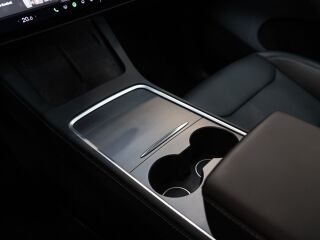 Tesla Model Y Performance Dual Motor AWD 393kW