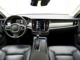 Volvo S90 Momentum D4 2.0 R4 TDI CR 140kW