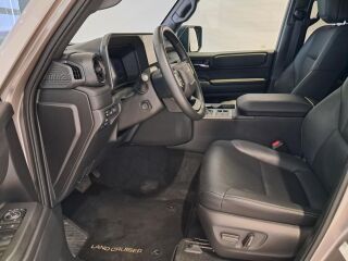 Toyota Land Cruiser Prestige 151kW
